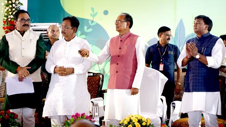 वन और वन्य-प्राणियों की सुरक्षा में शहीदों के परिवारों को 10 लाख से बढ़ाकर 25 लाख रुपए अनुग्रह राशि दी जाएगी